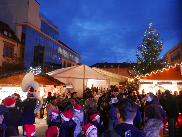 Le Village de Noël, Place Aristide Briand